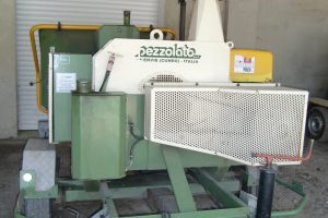 Holzhäcksler PEZZOLATO PZ210