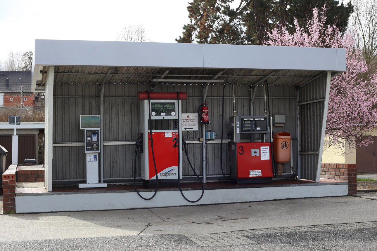 SB-Tankstelle SB-Tankstelle
